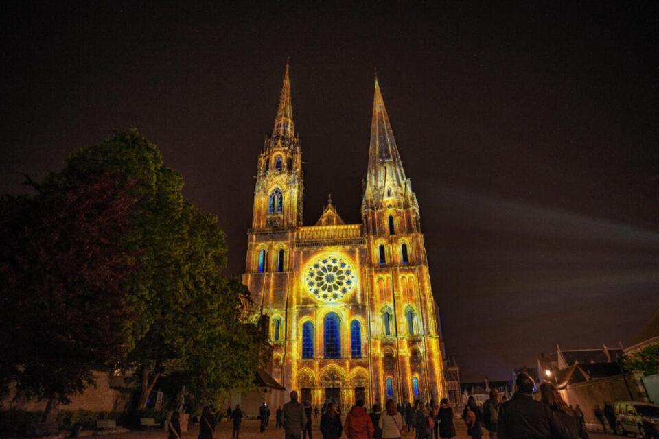 B&B Hotel Chartres Centre Cathedrale 3 Etoiles Luaran gambar